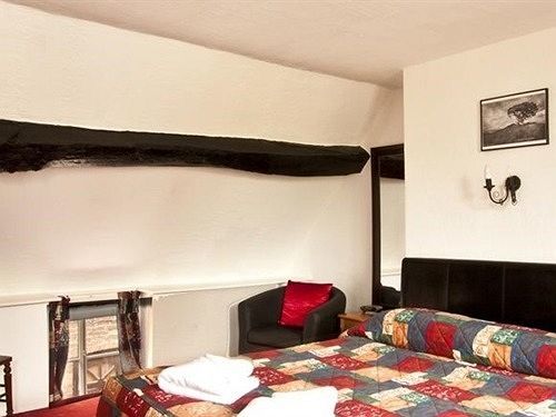 Cain Valley Hotel Llanfyllin エクステリア 写真