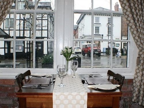 Cain Valley Hotel Llanfyllin エクステリア 写真